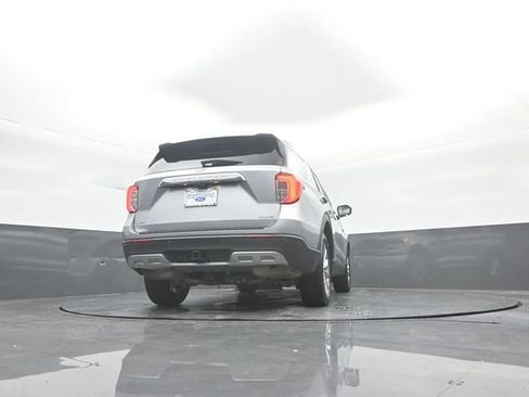 Certified 2023 Ford Explorer XLT w/ Equipment Group 202A AWD/4WD image 39