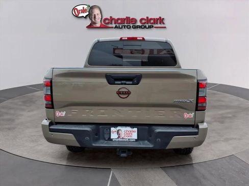 Used 2023 Nissan Frontier Pro-X w/ Pro Convenience Package image 4