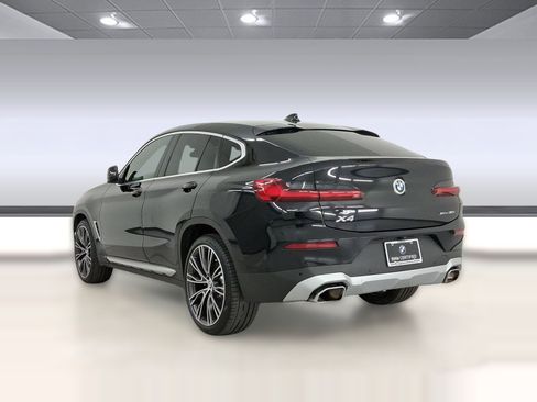 Used 2022 BMW X4 xDrive30i w/ Parking Assistance Package image 3