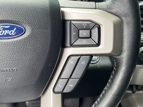 Used 2019 Ford F150 Lariat w/ Equipment Group 502A Luxury AWD/4WD image 28