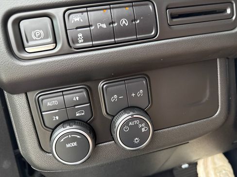 Certified 2023 Chevrolet Tahoe RST AWD/4WD image 22