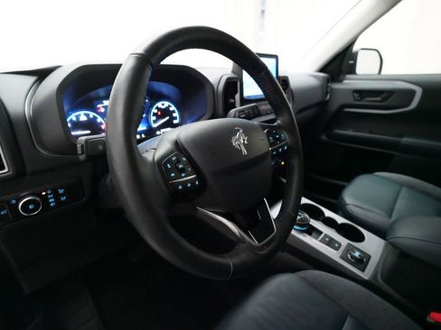 Used 2023 Ford Bronco Sport Outer Banks w/ Tech Package AWD/4WD image 8