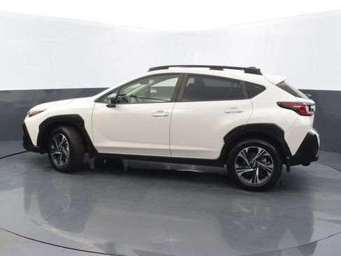 Used 2024 Subaru Crosstrek 2.0i Premium w/ Popular Package #4 image 5