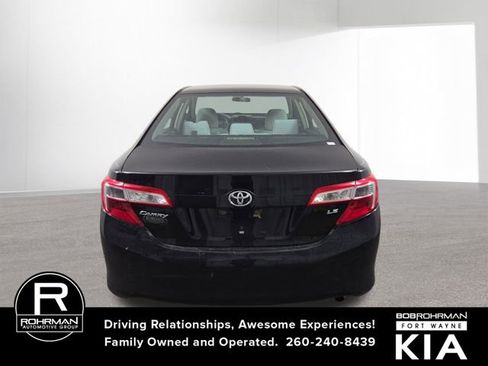 Used 2012 Toyota Camry LE image 8