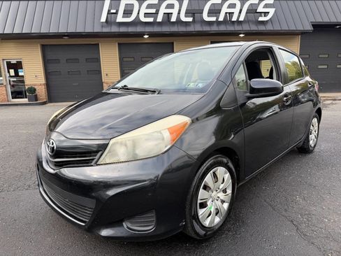Used 2012 Toyota Yaris LE image 32