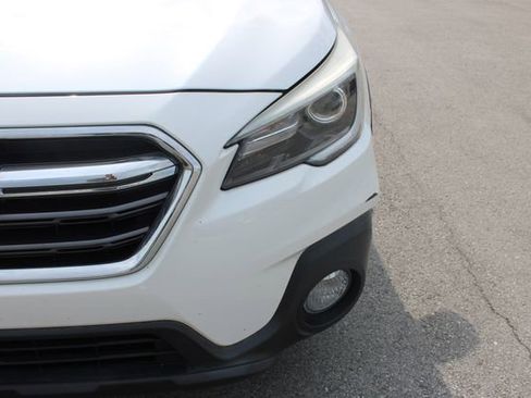 Used 2018 Subaru Outback 2.5i Limited AWD/4WD image 40
