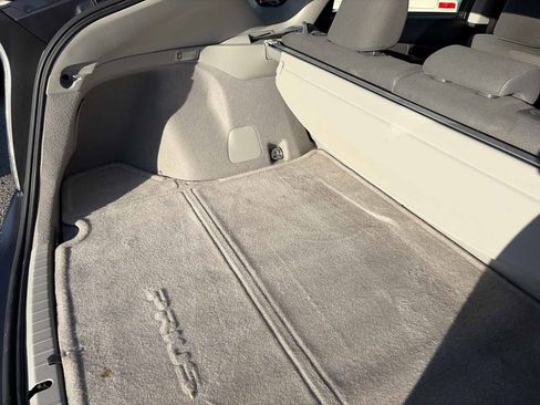 Used 2013 Toyota Prius Two FWD image 18