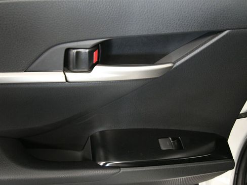 Used 2025 Toyota Camry LE image 20