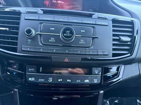 Used 2016 Honda Accord Sport image 20