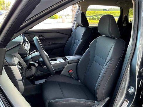 New 2026 Nissan Rogue S image 9