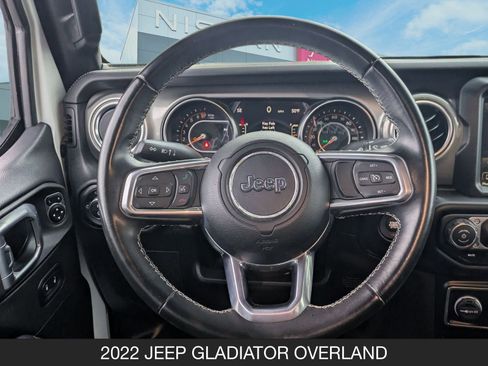 Used 2022 Jeep Gladiator Overland image 12