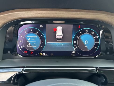 New 2026 Volkswagen Atlas SE FWD image 26