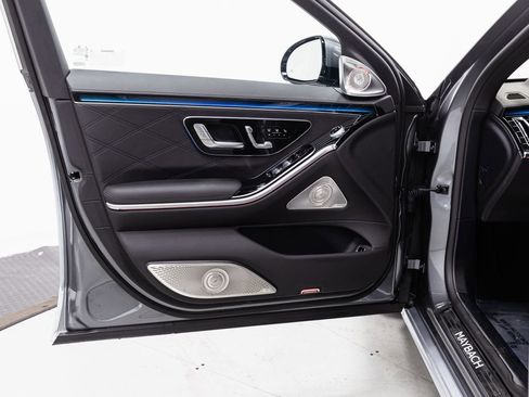 Certified 2024 Mercedes-Benz Maybach S 580 4MATIC image 5