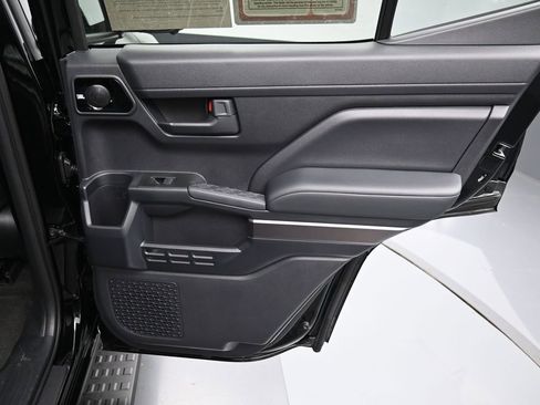 Used 2026 Toyota 4Runner TRD Off-Road Premium image 39