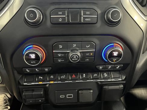 Used 2021 Chevrolet Silverado 1500 LTZ AWD/4WD image 50
