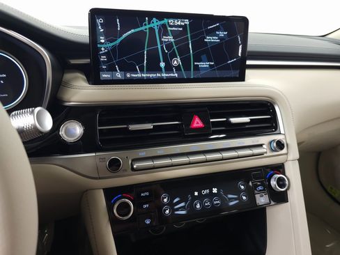 Used 2026 Genesis G70 2.5T Prestige image 17