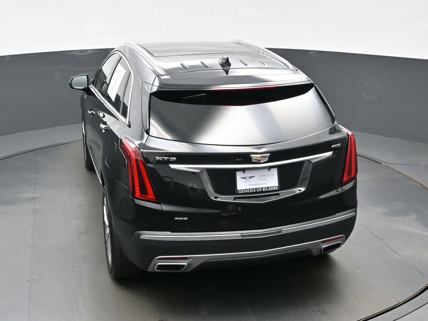 Used 2024 Cadillac XT5 Premium Luxury w/ LPO, Floor Liner Package AWD/4WD image 38
