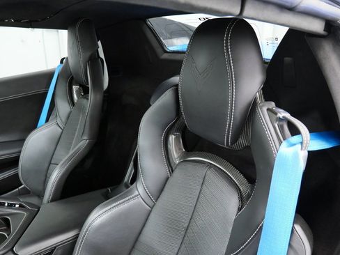 Used 2023 Chevrolet Corvette Stingray Premium Conv w/ Z51 Performance Package image 22