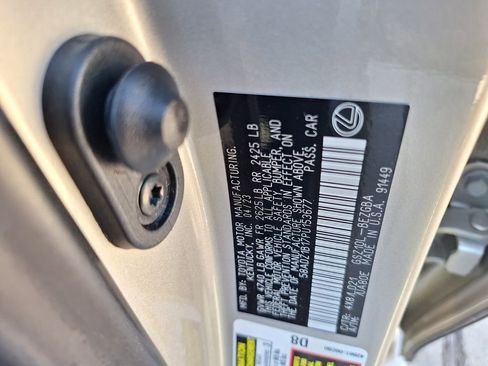 Used 2023 Lexus ES 350 w/ Premium Package image 32