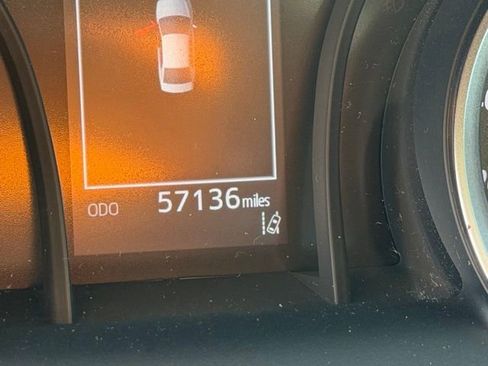 Used 2021 Toyota Camry LE image 10