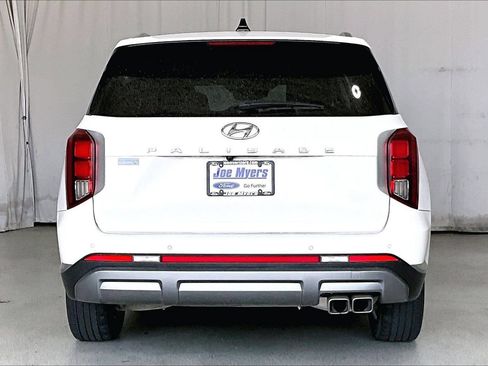 Used 2025 Hyundai Palisade SEL FWD image 4