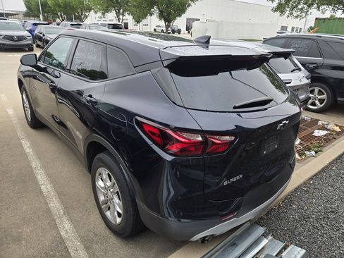 Used 2020 Chevrolet Blazer LT FWD image 4