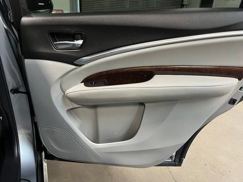 Used 2020 Acura MDX SH-AWD image 13