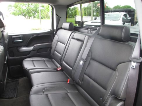 Used 2017 Chevrolet Silverado 1500 LTZ Z71 w/ LTZ Plus Package AWD/4WD image 24