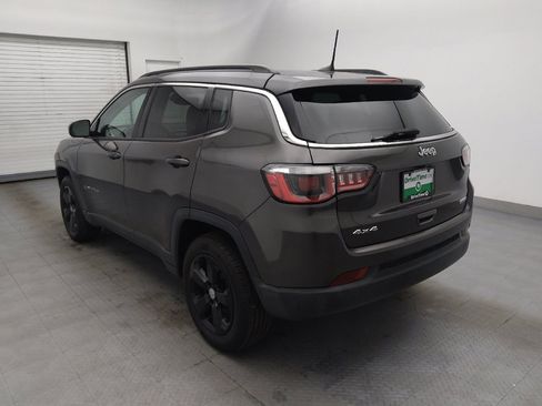 Used 2018 Jeep Compass Latitude w/ Popular Equipment Group AWD/4WD image 5