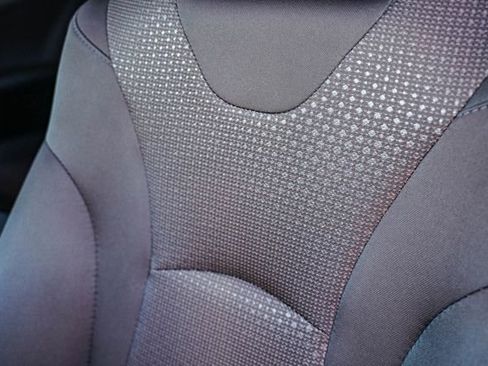 Used 2022 Toyota Prius LE image 24