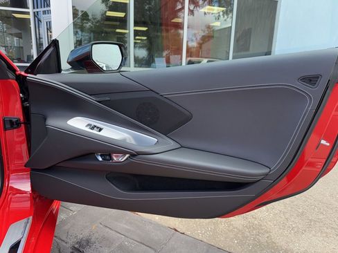 Used 2025 Chevrolet Corvette Stingray Coupe w/ 1LT RWD image 19