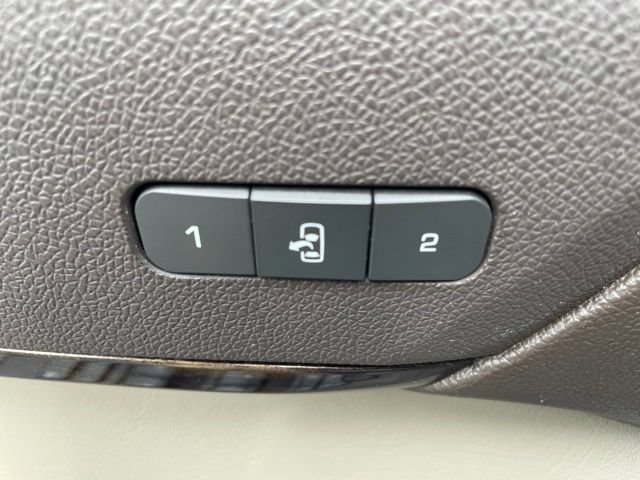 Used 2016 GMC Acadia Denali FWD image 15