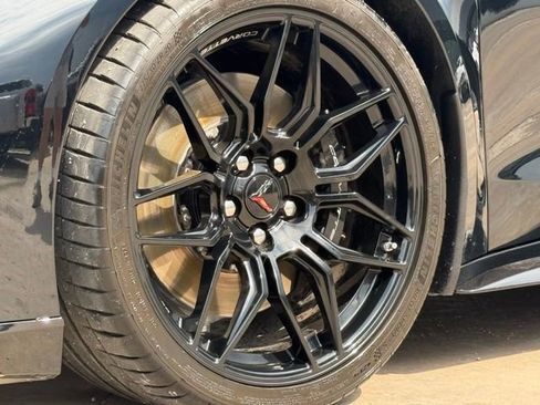 Used 2026 Chevrolet Corvette Z06 RWD image 12
