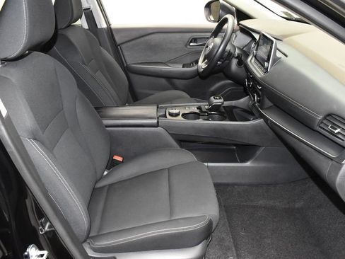 Used 2023 Nissan Rogue S AWD/4WD image 20