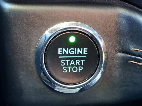 Used 2023 Ford Expedition Max Platinum image 28