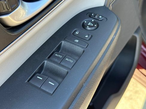 Used 2017 Honda CR-V EX-L image 23