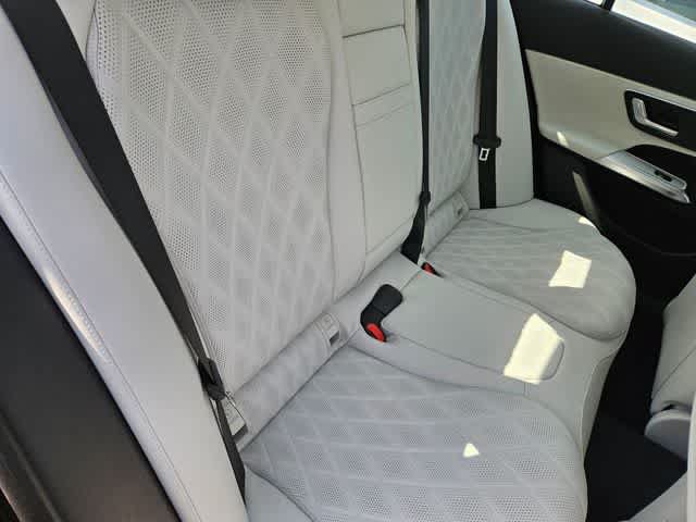 Used 2026 Mercedes-Benz E 350 Sedan image 36