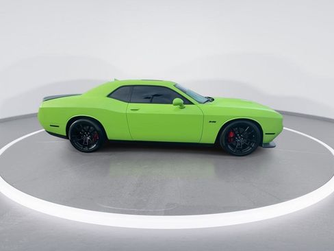 Used 2023 Dodge Challenger R/T w/ Plus Package image 9