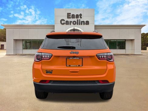 New 2026 Jeep Compass Latitude image 4