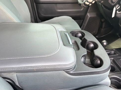 Used 2016 RAM 3500 Tradesman w/ Chrome Appearance Group image 70