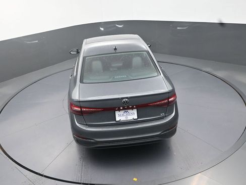 New 2026 Volkswagen Jetta SE image 18