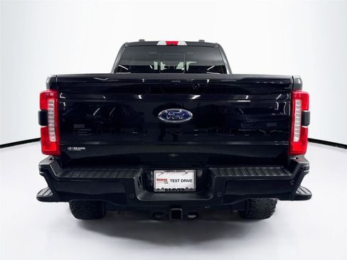 Used 2024 Ford F250 Lariat w/ Lariat Ultimate Package AWD/4WD image 12