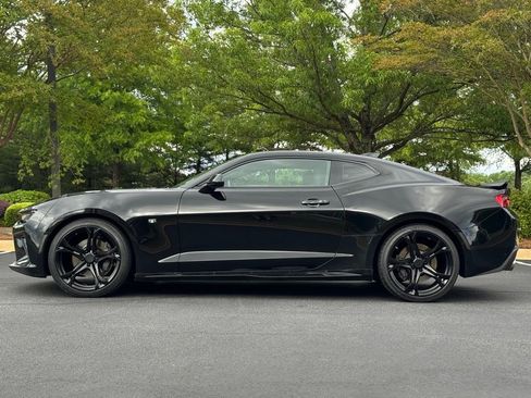 Used 2016 Chevrolet Camaro SS RWD image 3