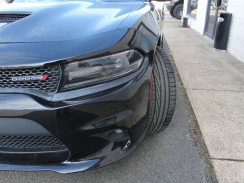 Used 2019 Dodge Charger GT image 4