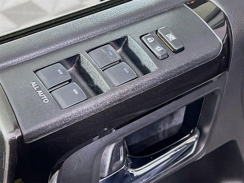 Used 2020 Toyota 4Runner TRD Off-Road image 19
