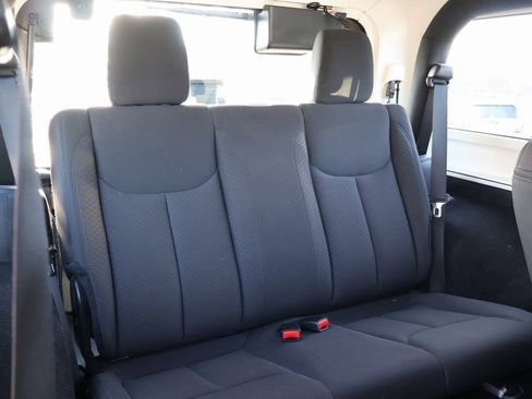 Used 2015 Jeep Wrangler Sport w/ Connectivity Group image 11