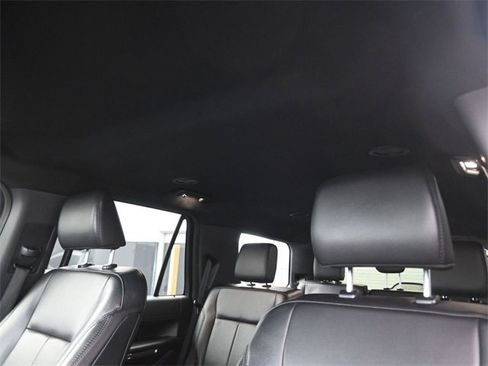 Used 2021 Ford Expedition XLT image 23