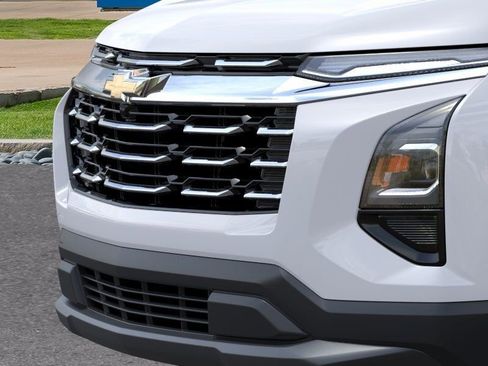New 2026 Chevrolet Equinox LT FWD image 13