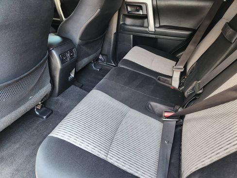 Used 2021 Toyota 4Runner SR5 AWD/4WD image 9