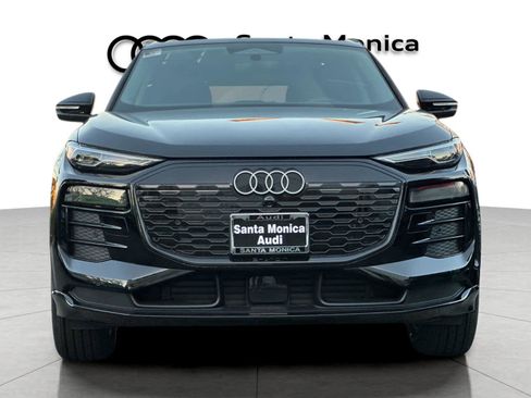 New 2025 Audi Q6 e-tron Premium AWD/4WD image 10